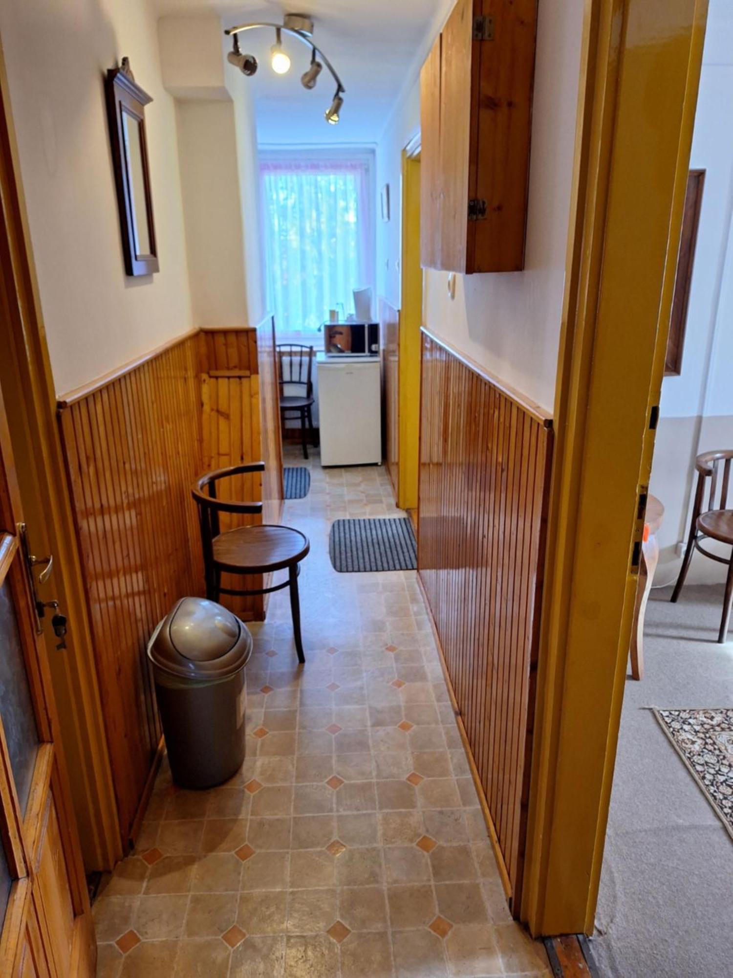 Bed and Breakfast Fenyo Panzio Mezőkövesd Esterno foto