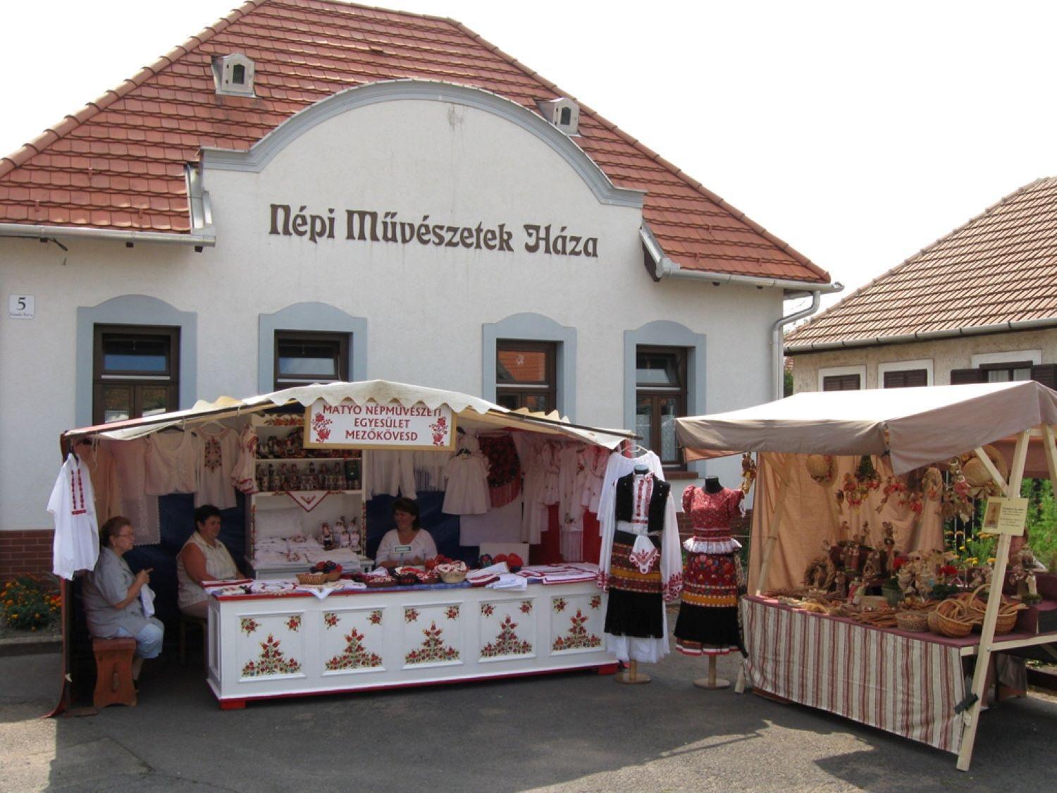 Bed and Breakfast Fenyo Panzio Mezőkövesd Esterno foto